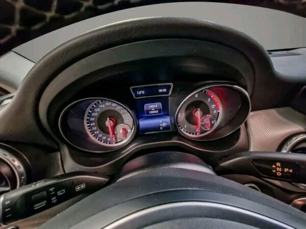 Mercedes-Benz GLA – Image 8