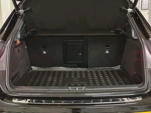 Mercedes-Benz GLA – Image 29