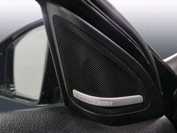 Mercedes-Benz GLA – Image 8