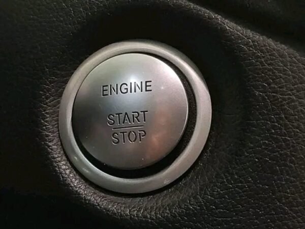 Mercedes-Benz GLA – Image 39