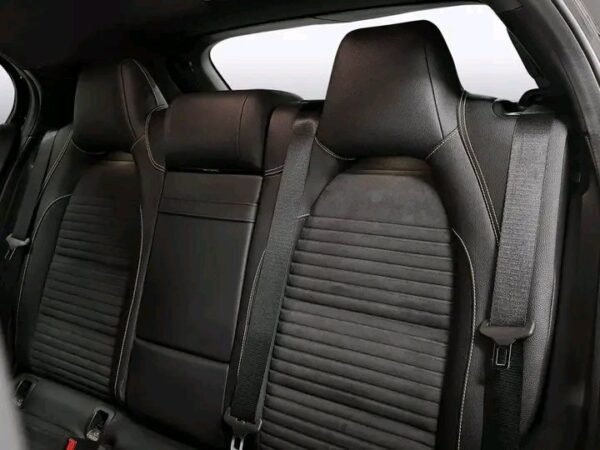 Mercedes-Benz GLA – Image 30