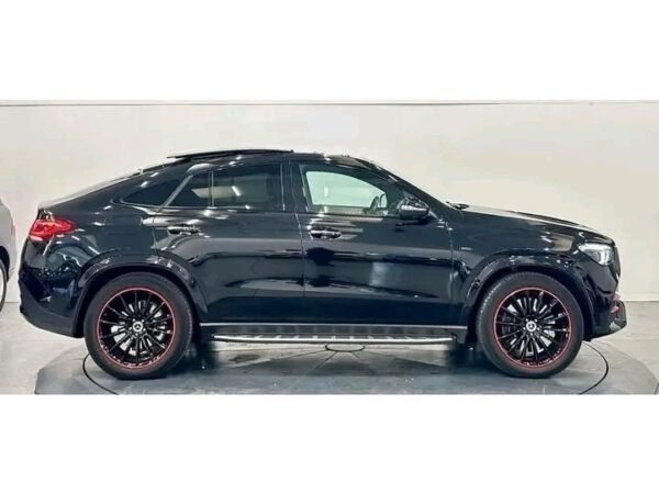 MERCEDES GLE 350DE HYBRID – Image 19