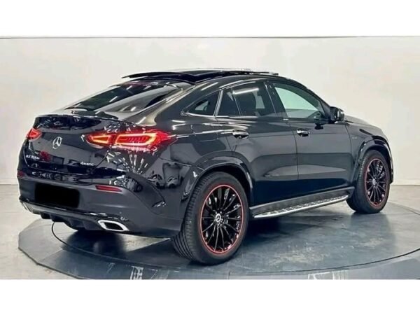 MERCEDES GLE 350DE HYBRID – Image 18