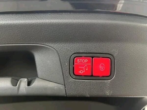 MERCEDES GLE 350DE HYBRID – Image 9