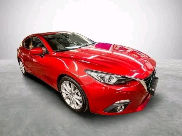 Mazda 3 - Image 3