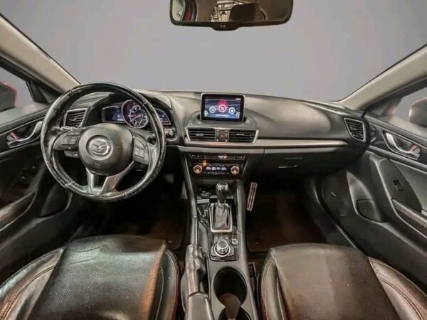 Mazda 3 - Image 2