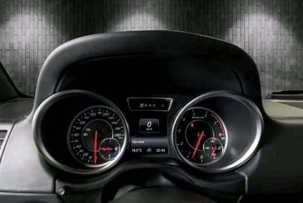 Mercedes-Benz G63 – Image 10