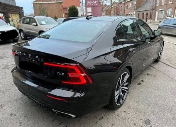 Volvo S60 – Image 6