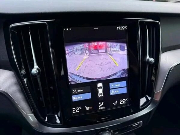 Volvo S60 – Image 11