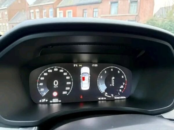 Volvo S60 – Image 13