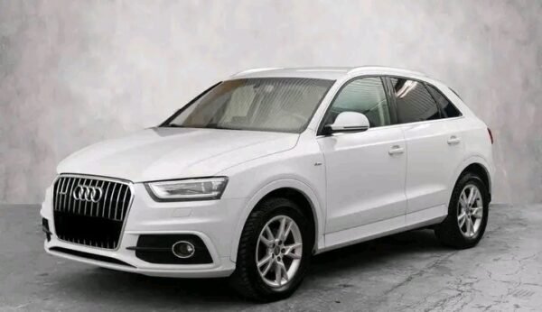 Audi Q3 - Image 12