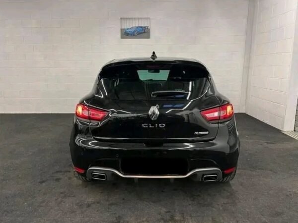Renault Clio – Image 11
