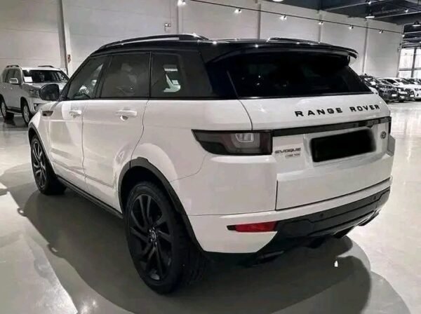 Range Rover Evoque – Image 11