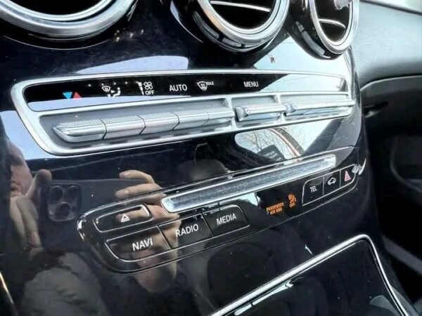 Mercedes-Benz GLC – Image 17