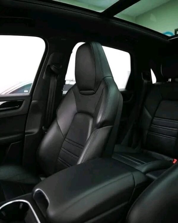 Porsche Cayenne – Image 9