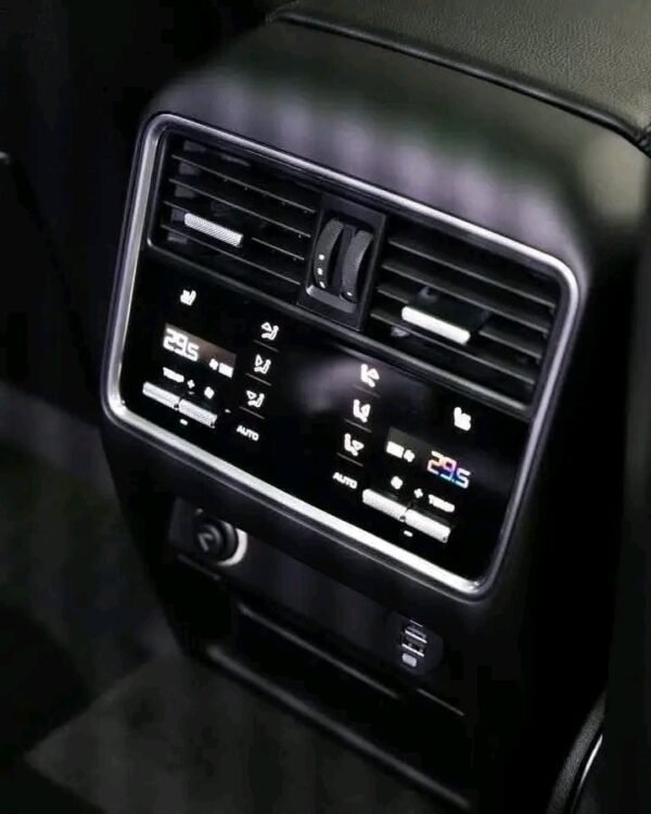 Porsche Cayenne – Image 3