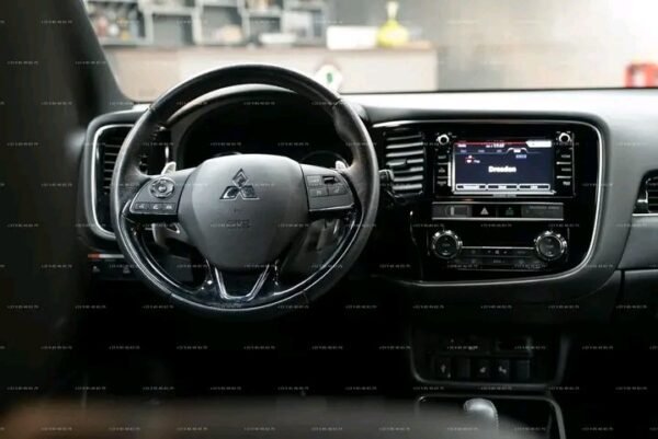 Mitsubishi Outlander – Image 5