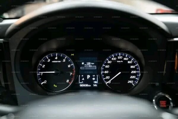 Mitsubishi Outlander – Image 2