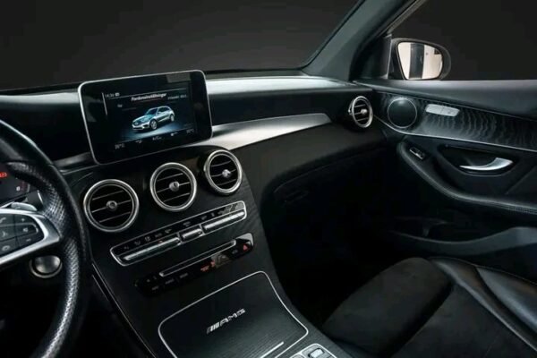 Mercedes-Benz GLC - Image 13