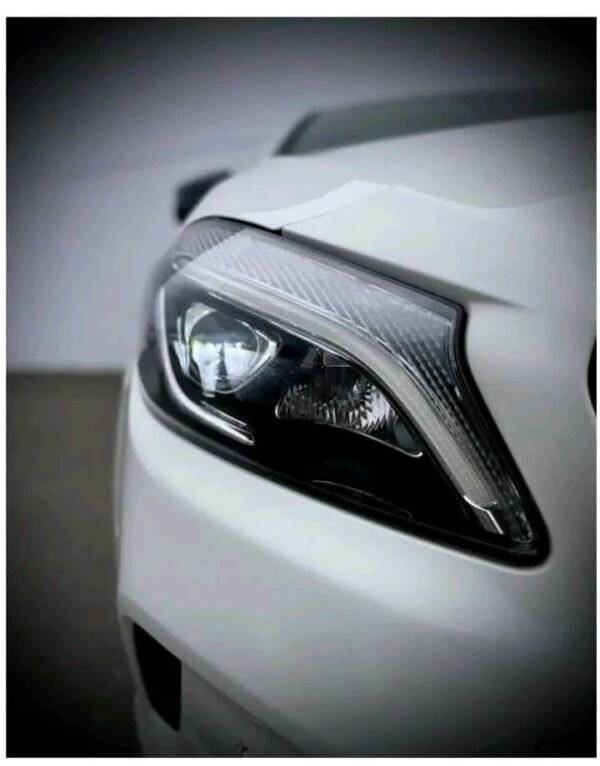 Mercedes-Benz – Image 17