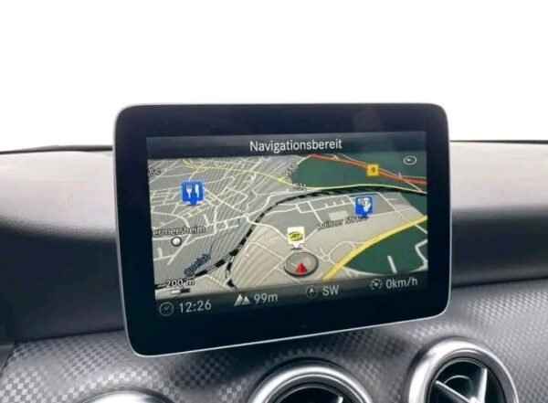 Mercedes-Benz – Image 6