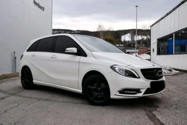 Mercedes-Benz B-Class – Image 19