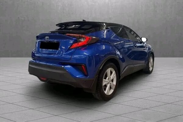 Toyota C-HR - Image 19