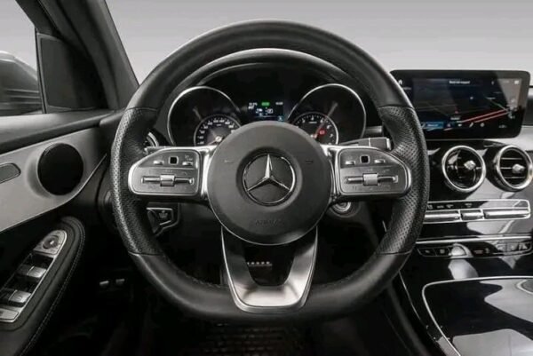 Mercedes-Benz GLC – Image 38
