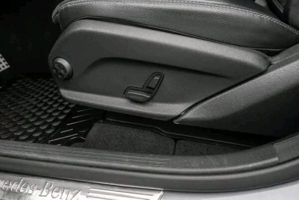 Mercedes-Benz GLC – Image 25