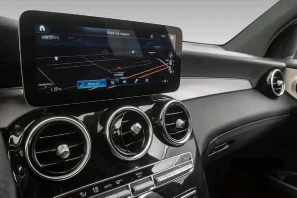 Mercedes-Benz GLC – Image 11
