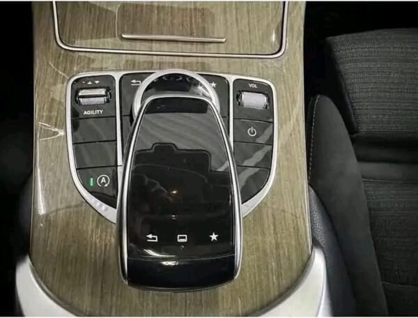 Mercedes-Benz – Image 15