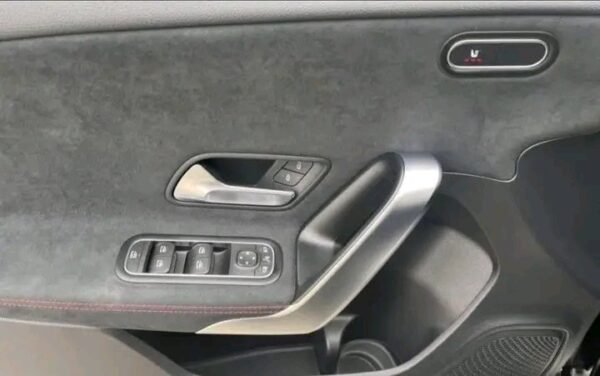 Mercedes-Benz – Image 11