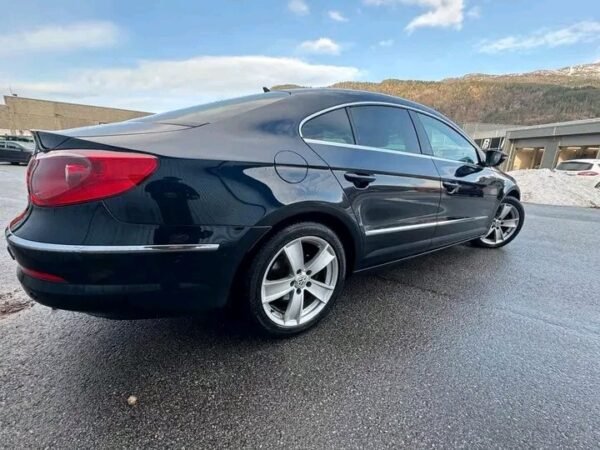 Volkswagen Passat CC – Image 14