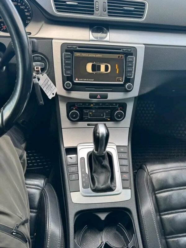 Volkswagen Passat CC – Image 10