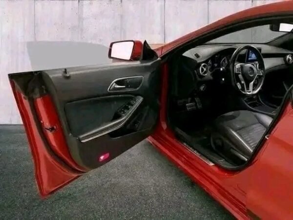 Mercedes-Benz CLA – Image 27