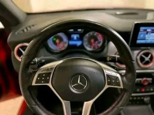 Mercedes-Benz CLA – Image 23