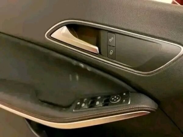 Mercedes-Benz CLA – Image 11