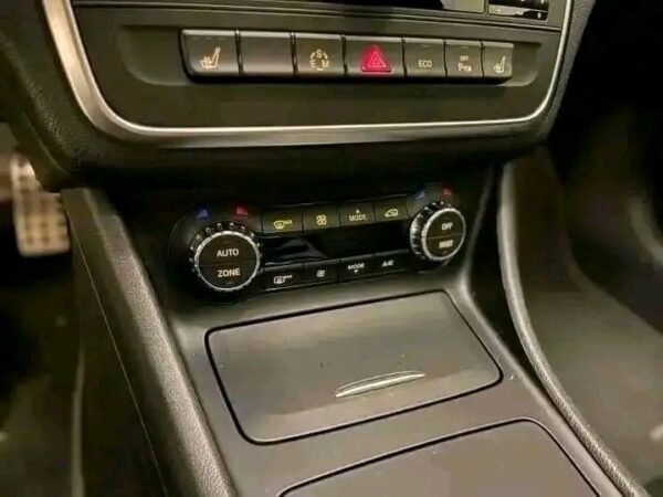 Mercedes-Benz CLA – Image 14