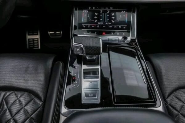 Audi SQ8 – Image 7