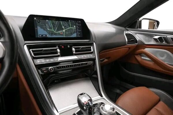 BMW 8-series – Image 9