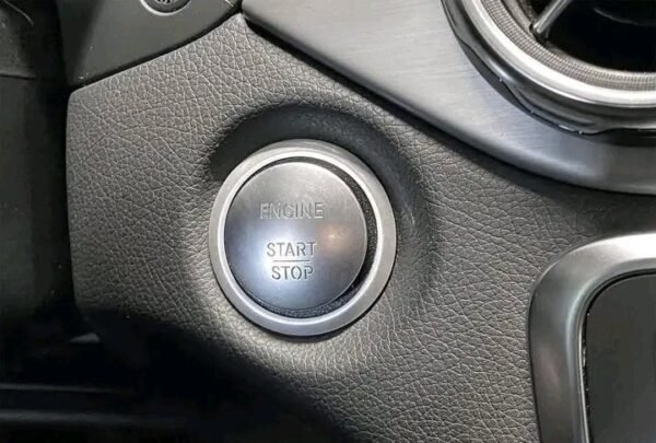 Mercedes-Benz GLA – Image 15