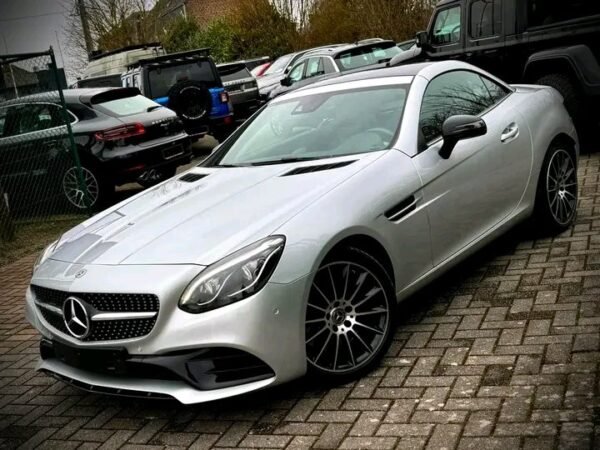 Mercedes-Benz SLC200 – Image 10