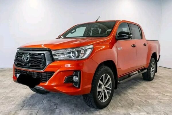 Toyota Hilux – Image 16