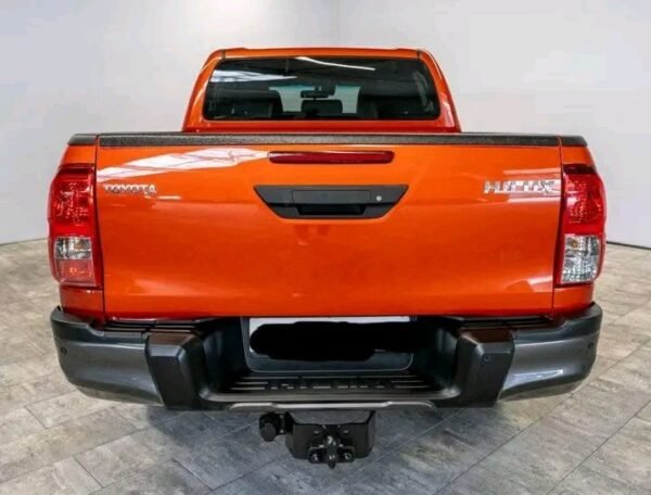 Toyota Hilux – Image 22