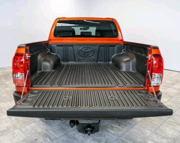 Toyota Hilux – Image 20
