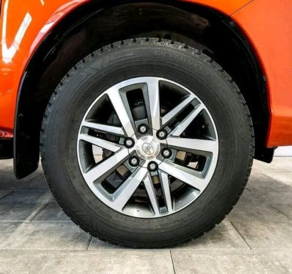 Toyota Hilux – Image 21