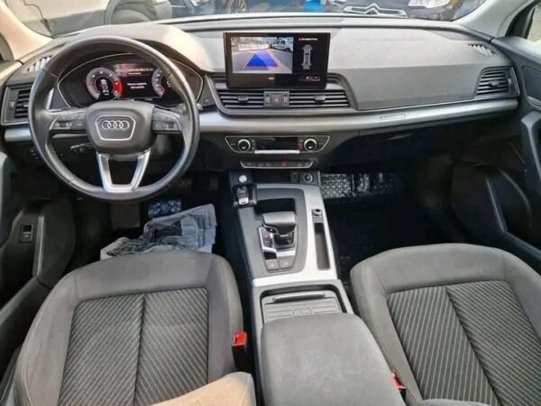 Audi Q5 – Image 12