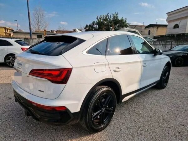 Audi Q5 – Image 9