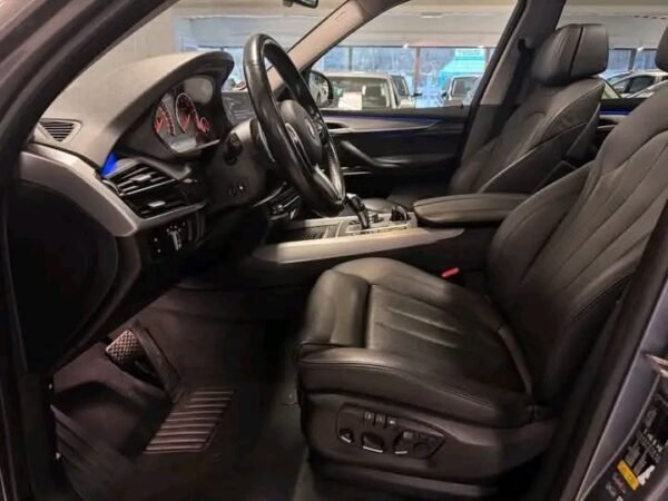 BMW X5 – Image 12