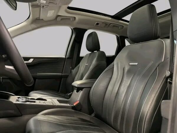 Ford Kuga Plug-in Hybrid – Image 17